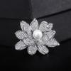 Elegante Broche de Pétalo Circonita Perla Fiesta Elegantes Accesorios de Moda Vestido Vestido de Noche Accesorios de Corsage