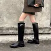 Botas de blogger estilo caballero de hebilla británica, piel plena, invierno 2026, tacón bajo grueso, punta redonda, piel genuina, caña alta angulada, para mujer