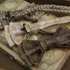 Novo estilo de gravatas borboleta para homens vintage all-match noivo casamento mulheres café marrom vermelho azul listrado flor distinto