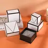 Caja de Embalaje para Joyería Simple y Versátil con Tapa, Adecuada para Anillos, Collares y Pendientes, Disponible en Múltiples Tamaños para Exhibir Accesorios