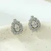 Pendientes elegantes y versátiles con forma de gota de agua hechos de aleación de cobre, microincrustados con circonio, pasadores de plata S925, disponibles en tres colores, pendientes de alta gama para mujer
