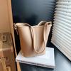 Bolsas Coreanas de Nicho para Mujer 2026 Nuevo Bolso Cruzado Tipo Cubo de Verano de Moda Bolso de Hombro para el Trabajo