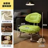 Taburete giratorio con ruedas, taburete bajo para uso doméstico, taburete para cambiarse los zapatos, esencial para el cuidado del bebé, silla tapizada con ruedas, banco con respaldo