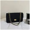 Bolso pequeño retro mate de comercio exterior de alta gama para mujer, nuevo bolso cuadrado pequeño de moda con patrón de diamantes y cadena, bolso de hombro y cruzado de moda