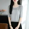 Camiseta de Manga Curta para Mulheres, Estilo Fino de Verão, Top Elegante e Versátil em Malha Tencel, Novo Modelo 2026, Design Vazado de Alto Padrão, Rejuvenescedor