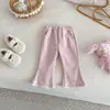 Pantalones de Campana de Moda para Bebés Niñas 2026 Nuevo Estilo Pantalones para Niños Pequeños Primavera y Otoño Estilo Coreano Elegante Bordado de Corazón Pantalones de Campana Moda