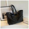 Bolsa grande de tela de nylon al por mayor de fábrica para mujer Nueva 2023 Verano explosión bolsa tote de gran capacidad bolsa de viaje