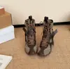Botas de tornozelo femininas estilo francês, bico redondo e achatado, coleção outono/inverno 2026, design de cadarço, color block, botas pretas versáteis e estilosas