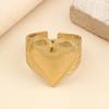 Anillo de Apertura de Acero Inoxidable con Sentido de Diseño Transfronterizo Moda Entrada Lujo Dorado Amor Tridimensional Flor Mariposa Anillo Fábrica