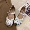 Zapatos Mary Jane de Perlas Francesas para Mujer 2026 Otoño Nuevo Estilo Hada Gentil Estilo de Noche Suela Suave Ballet Abuela Zapatos Individuales