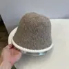 Sombrero Coreano al por Mayor Bloque de Color Tejido de Lana Sombrero Cubo Otoño e Invierno Cálido Cúpula Declaración Forma de Campana Sombrero de Pescador