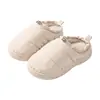 Chinelos de algodão impermeáveis para mulheres, novo estilo outono/inverno 2026, uso interno em casa, antiderrapantes, quentes, de pelúcia, com suporte para o arco do pé