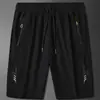Shorts Masculinos de Seda de Gelo Verão 2024 Esportivos de Comprimento Médio Soltos Secagem Rápida Cinco Pontos Praia Casual Esportivo