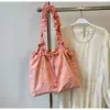 Nova Bolsa Coreana Ins Exquisita de Cor Pura Moda Feminina Bolsa de Ombro com Rebites Bolsa Carteiro Plissada de Heroína Bolsa de Axila