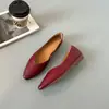 Zapatos Planos Nuevos de Primavera 2026 para Mujer, Versátiles Simples Retro sin Cordones Puntiagudos Poco Profundos Zapatos Profesionales