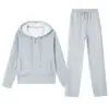 Moletom com Capuz e Zíper de Algodão de Alta Qualidade, Conjunto Esportivo Casual da Moda para Mulheres, Conjunto de Duas Peças para Primavera e Outono para Mães de Meia-Idade
