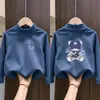 Roupa de Baixo Infantil Gola Alta Meia Outono/Inverno Novo Estilo Veludo Alemão Roupas de Outono para Meninos Top de Manga Longa Quente e Versátil para Crianças de Meia-Idade a Mais Velhas