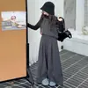 Conjunto de Ropa de Alta Gama Estilo Coreano para Niñas Otoño Invierno 2025 Nuevo de Moda Chaleco de Lana y Pantalones de Pierna Ancha para Niños Mayores