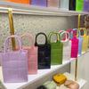 2025 Verano Nuevo Bolso de Gelatina de PVC Bolso de Mano a Cuadros Vertical para Mujer Bolso de Gran Capacidad Casual Color Caramelo Bolsa de Compras