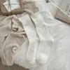 Calcetines grises para mujer, nuevo estilo coreano de otoño, calcetines versátiles de color liso hasta la mitad de la pantorrilla, calcetines de punto texturizados japoneses holgados en el tobillo