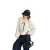 Blusa de gasa con lunares suaves estilo coreano y tirantes en los hombros para mujer, top dulce juvenil de manga larga para otoño que estiliza la cintura