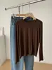 Camiseta versátil e estilosa de manga comprida para mulheres, feita de mistura de lã Tencel, fina e macia, justa ao corpo, cor sólida, adequada para o início do outono