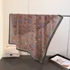 Novo Lenço Quadrado Pequeno de Sarja Xadrez Espinha de Peixe Algodão e Linho Lenço de Cabeça Imitação Veludo Lenço de Ombro Proteção Solar Lenço de Pescoço Lenço Feminino
