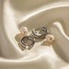 Moda Europea y Americana Internet Rojo Acero Viento INS Acero Inoxidable Aretes Pendientes Colgantes de Perla Natural de Agua Dulce para Mujer
