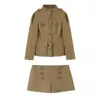 Fabricante transfronterizo de ropa para mujer al por mayor 2026 nueva moda elegante ajuste ceñido chaqueta de bolsillo y conjunto de shorts