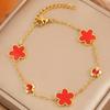 Pulseira Elegante de Cinco Flores Cravejada com Diamantes para Mulheres, Estilo Francês de Alta Qualidade, Pulseira de Aço Inoxidável Dourado 18K de Luxo Leve, Atacado de Fábrica
