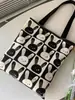 Bolsa de Lona Feminina Bolsa de Mão 2025 Novo Desenho Animado Coelho Pintado à Mão Grande Capacidade Bolsa Andy Loja de Fábrica