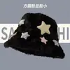 Sombrero de Pescador para Mujer, Otoño e Invierno 2025 Nuevo Felpa Gruesa Lindo Sombrero de Cubo, Versátil Adelgazante de Rostro Cálido a Prueba de Frío