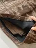 Falda Corta de Gamuza Bordada Jacquard Vintage para Mujer, Nueva Otoño de Cintura Alta Adelgazante Anti-Exposición Línea A