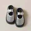 Sapatos de Malha Respirável Trançados Vazados Novos Primavera/Verão 2026 Mocassins Versáteis Sapatos Mary Jane Rasos Aumentadores de Altura com Solado Grosso