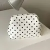 Bolso de mano de lujo ligero transfronterizo con tacto exquisito y relajado, nuevo modelo 2026, gran capacidad, popular diseño de lunares, bolso de noche moderno y versátil