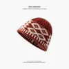 Gorro de punto grueso y cálido estilo Fair Isle para mujer de invierno, forrado de polar, gorro de lana con protección para las orejas estilo mongol, gorro Lei Feng para circunferencia de cabeza grande