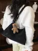 2026 Nova Bolsa de Ombro sob o Braço de Grande Capacidade para o Dia a Dia Bolsa de Ombro Simples Bolsa Tote de Nicho Bolsa Transversal Colorida Sólida da Moda Tendência
