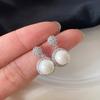 Aretes de Perlas de Zircón 023 Otoño e Invierno Exquisitos Diamantes Elegantes de Alta Gama Combinan con Todo Diseño Nicho Aretes para Mujer