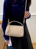 Colección de otoño 2026 transfronteriza: bolso tipo almohada retro de Boston, un bolso de hombro de nicho, minimalista y versátil para el día a día