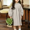 [Liquidação] Vestido de Linho Estilo Nórdico para Meninas, Gola de Renda Lisa, Vestido Longo com Mangas Bufantes de Algodão e Linho, em Estoque