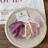 Diadema Amplia Hueca Sin Costuras de Alta Elasticidad Goma para el Cabello Dulce Goma Elástica Goma para el Cabello de Mujer Niños Estuche de Cuero Duradero Verano
