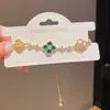 Pulseira Puxa-Fácil Flor de Diamante Zircônia Pulseira de Luxo Leve Alto Padrão Doce Versátil Personalidade Pulseira Atacado