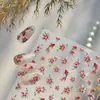 Adesivos de Unha Dourados Folha de Ouro Tendência Retro Adesivos de Unha Novo Estilo Chinês Peixe Dourado Flores Adesivos Materiais de Decoração Unhas Postiças