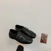 Sapatos rasos de couro estilo britânico para mulheres, nova coleção outono 2026, sapatilhas Mary Jane incrivelmente estilosas e populares, perfeitos para o trabalho e uso casual