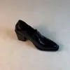 Mocassins Elegantes com Bico Fino Femininos Estilo Coreano 2026 Novos Sem Cadarço Salto Alto Para o Trabalho Temperamento Retro Sapatos Pequenos de Couro