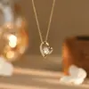 Collar de Plata de Ley S925 con Forma de Corazón para Mujer, Lujo Ligero, Cadena de Clavícula de Gama Alta de Nicho, Colgante Versátil y Sencillo con Forma de Corazón