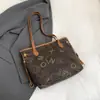 Bolso de Moda de Alta Gama para Mujer 2025 Nuevo Tendencia Estilo Coreano Estilo Extranjero Versátil Bolso Tote de Gran Capacidad Bolso de Hombro con Textura para Mujer