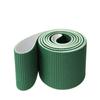 Banda Industrial de PVC Verde Azul Negro Banda Transportadora Inclinada Patrón Resistente al Desgaste Fabricante de Bandas Transportadoras