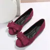 Comercio exterior talla grande fondo ligero suave gorro zapatos de mujer 2025 primavera y otoño nuevo lazo cómodos antideslizantes zapatos de mujer