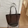 Bolsa Retro de Viaje Transfronteriza 2026 Gran Capacidad Nueva Bolsa de Hombro Tote Casual Otoño/Invierno para Mujer